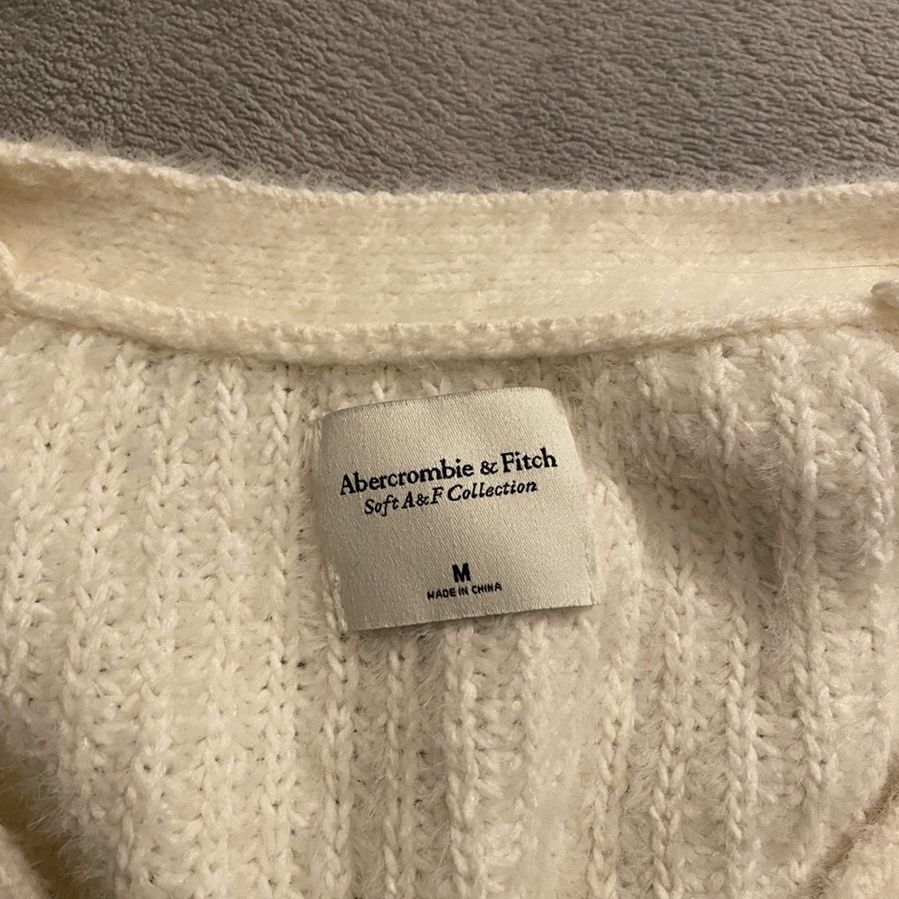 White Ribbed Knit Cardigan - Picture 4 of 4